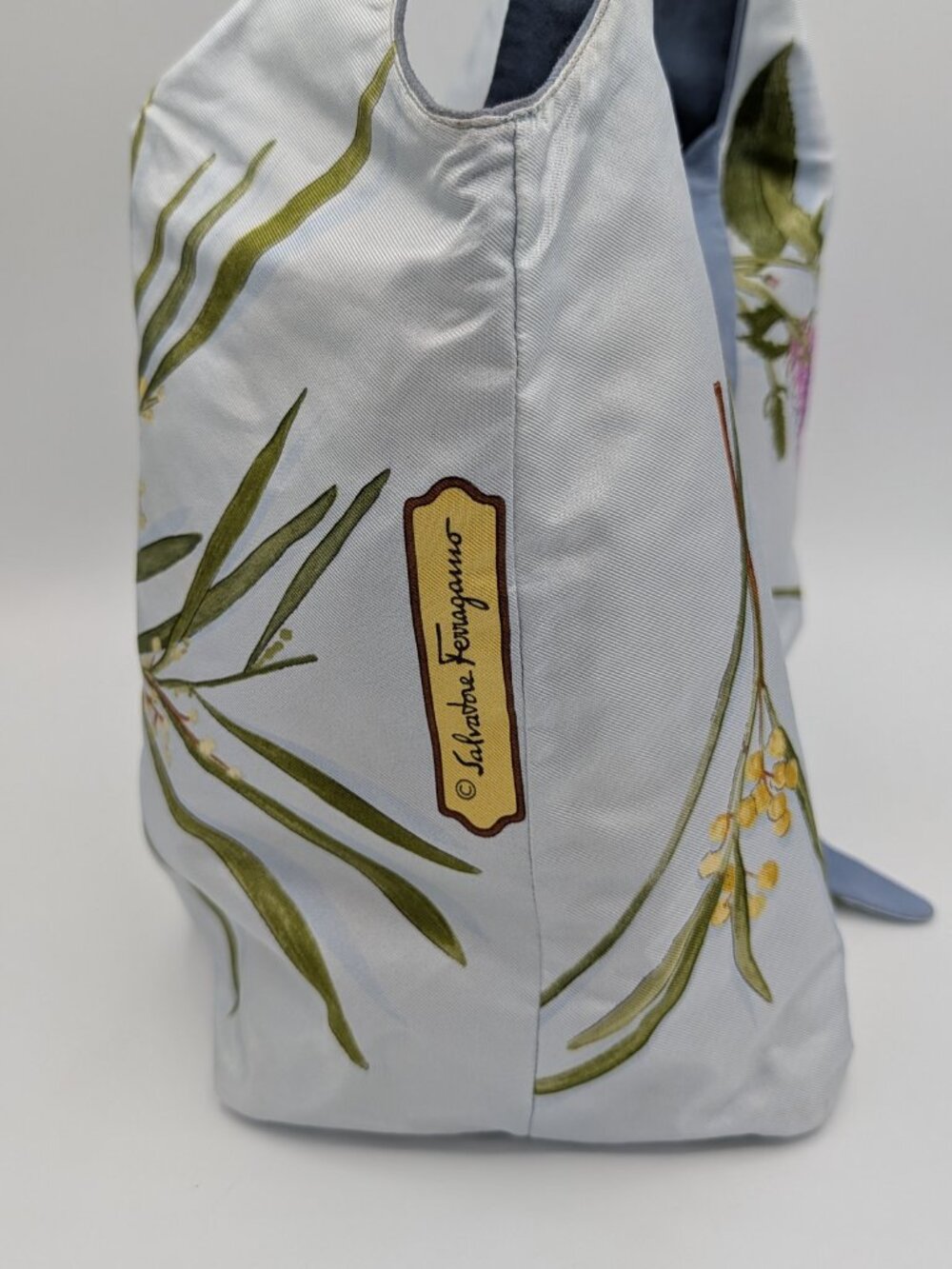 RARE Vintage Salvatore Ferragamo Shoe and Handbag Botanical Set - Picture 6 of 7
